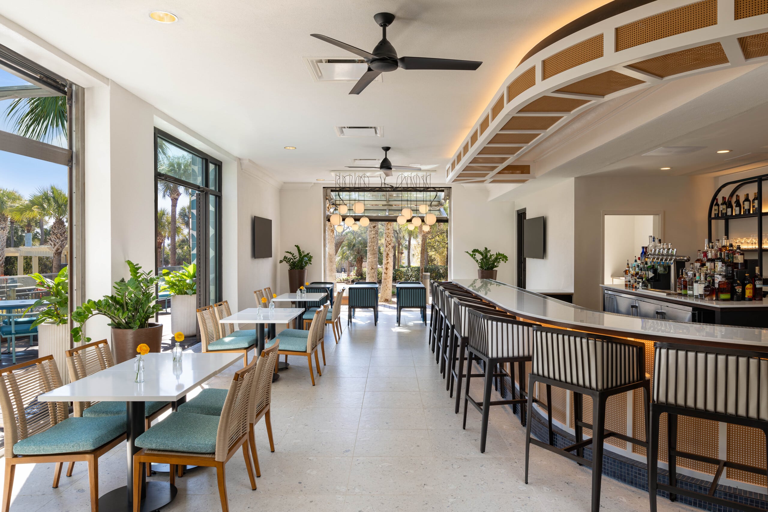Seacrest Bar dining area.